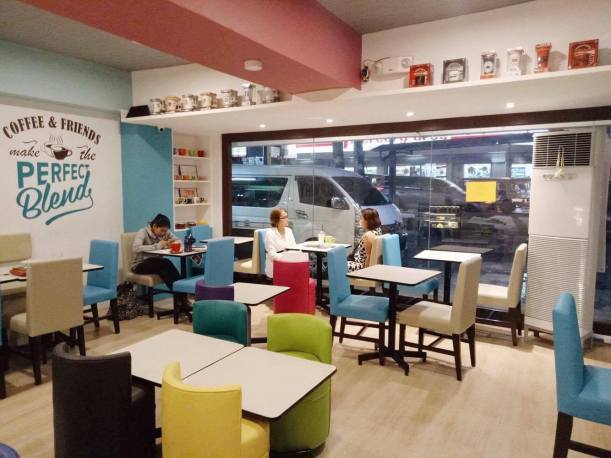 22345491_10212679359172520_1090672629_o